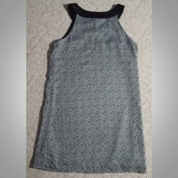 🔥3/$20 H&M black & white sleeveless dress size 10 - Picture 3 of 7